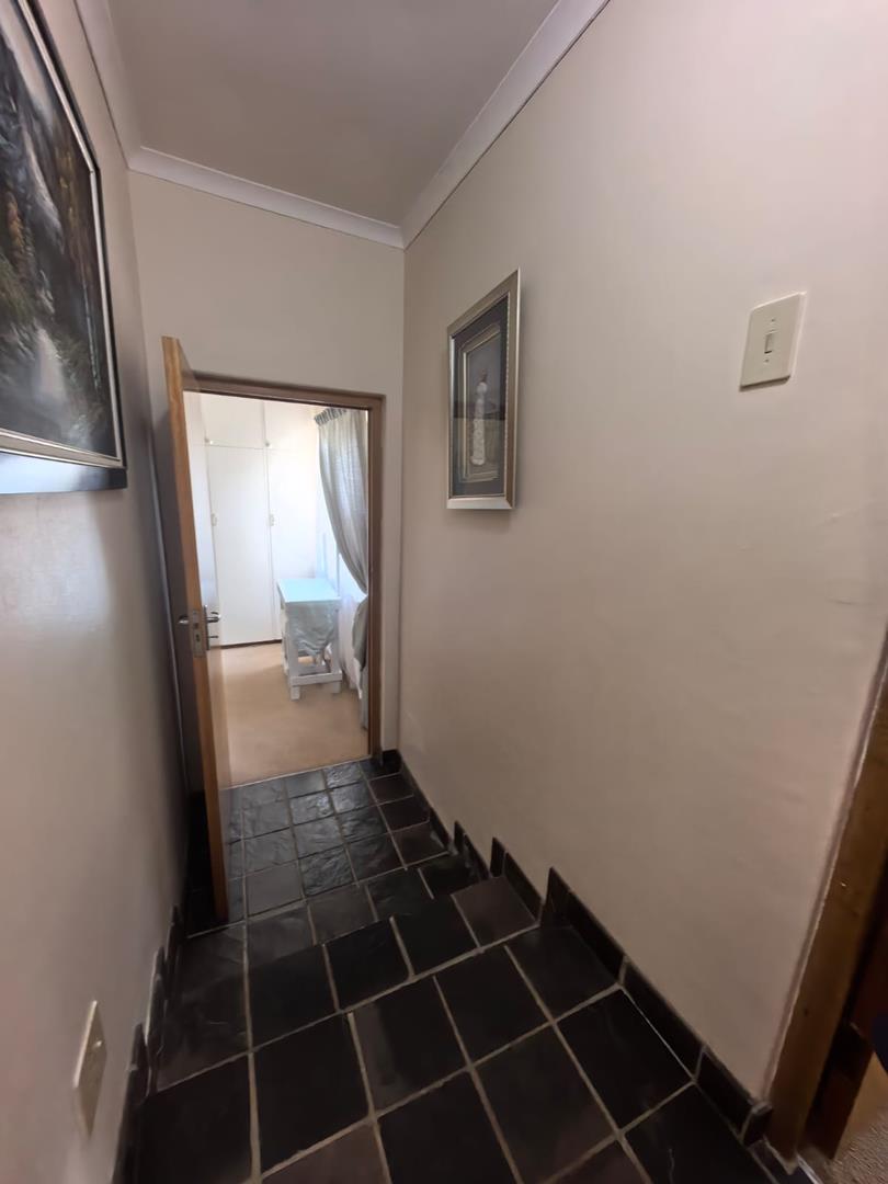 3 Bedroom Property for Sale in Fraaiuitsig Western Cape